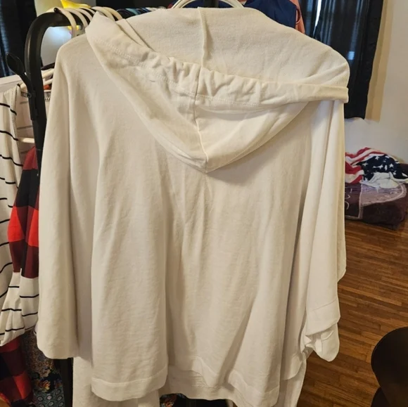 DKNY Cream Garment with Black Label - Picture 5 of 5